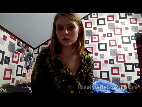 ❤️ A jovem estudante loira da Rússia gosta de pilas maiores. ️ Sexo superior em nós