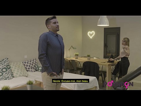 ❤️ PORNBCN 4K Uma mulher madura com mamas grandes quer ser um gigolô jovem fodido anal com um grande amortismo de broche de pinto duro estilo cão de foder, lambendo o orgasmo do cachorro legenda francesa ️ Sexo superior em nós